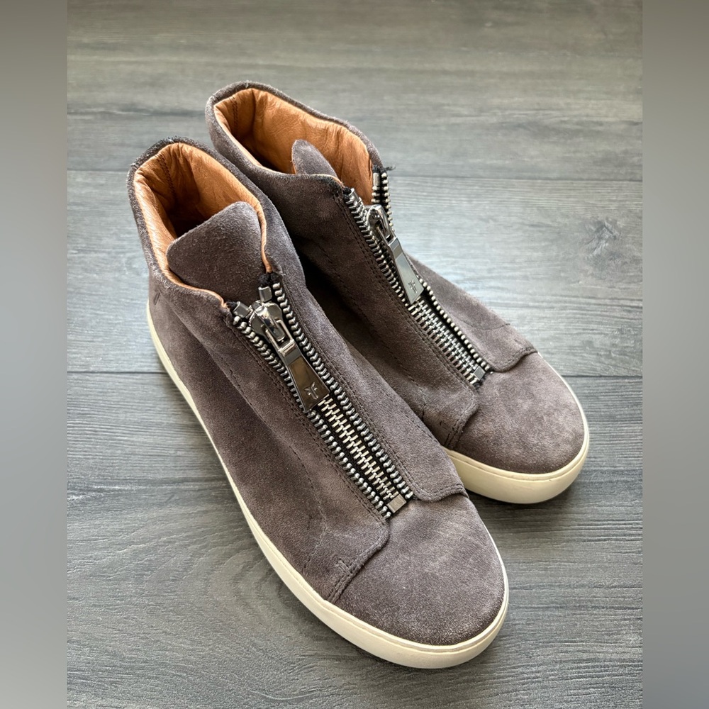 Frye Womens Lena Sneakers Dark Grey Suede Front Zip High Top Size 8M